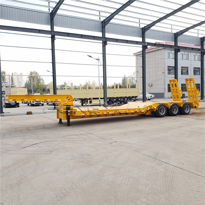 3 Axles Lowbed Semi Trailer